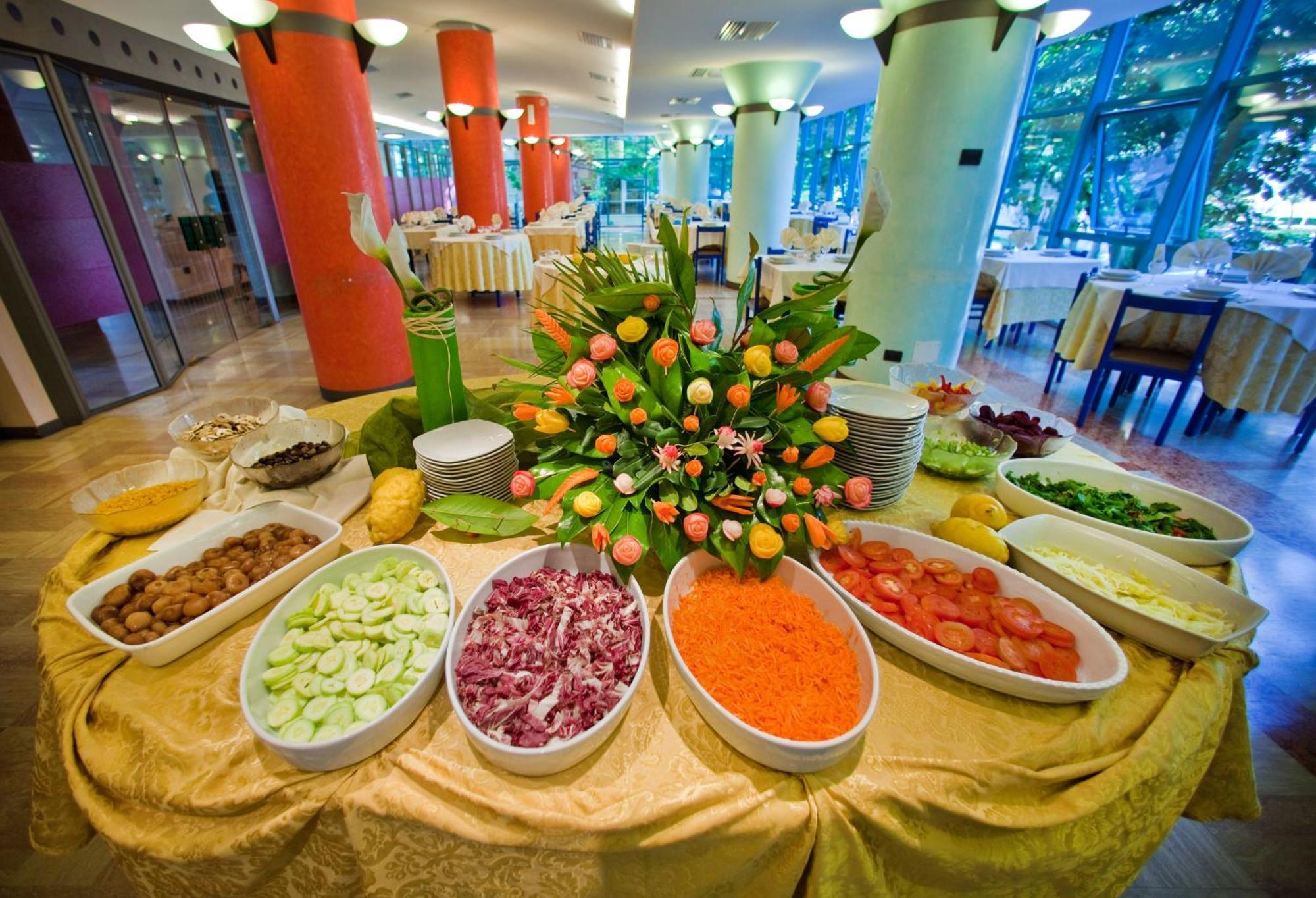 Hotel Ivano ริมินี ภายนอก รูปภาพ